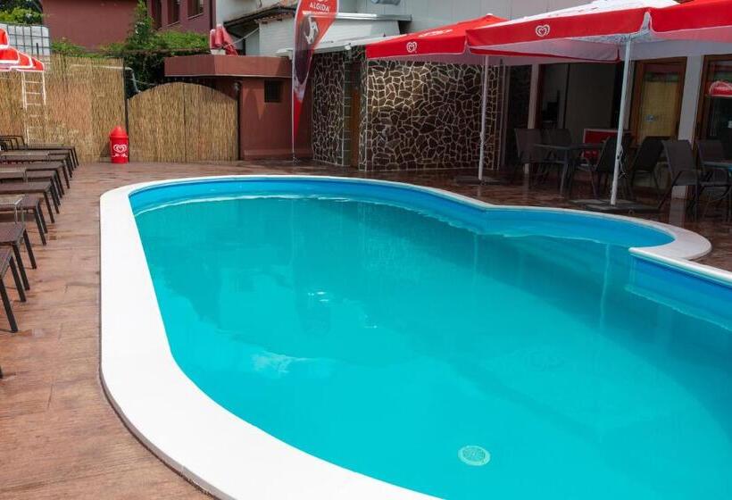 پانسیون Kladenetsa Guest House