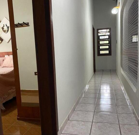 펜션 Lara S House