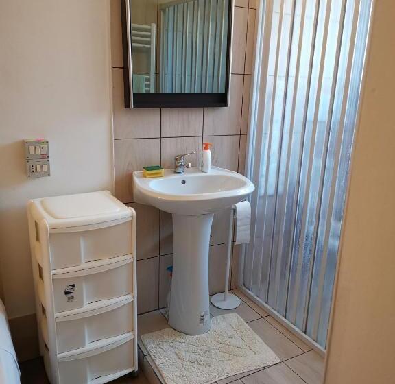 פנסיון Summer S House