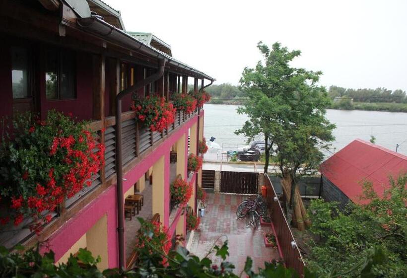 Pension Delta Miraj