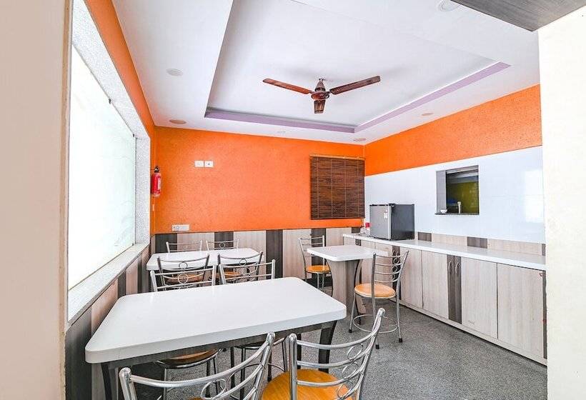 هاستل Fabhotel Vrj Residency   Nr Chennai Trade Center & St Thomas Mount