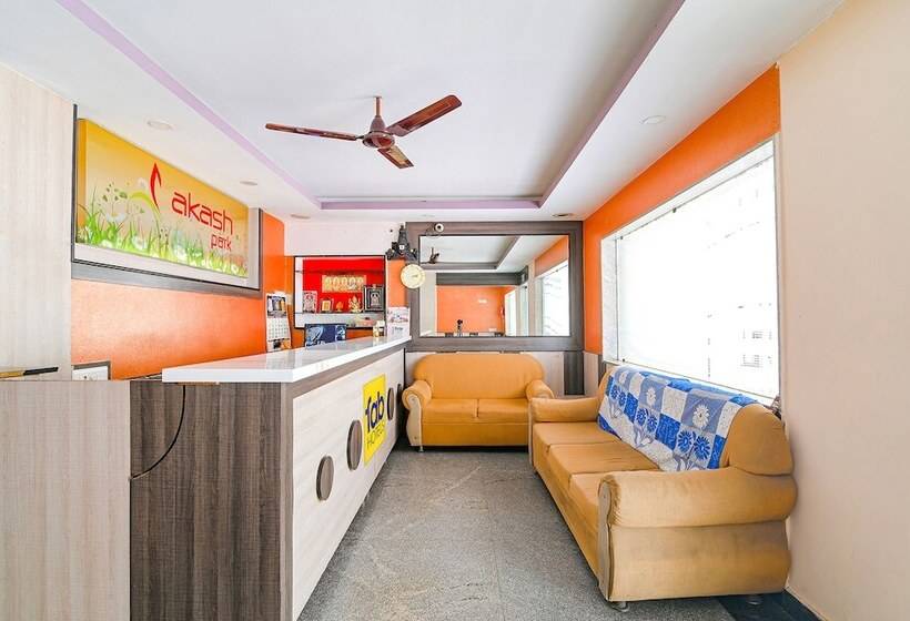 هاستل Fabhotel Vrj Residency   Nr Chennai Trade Center & St Thomas Mount