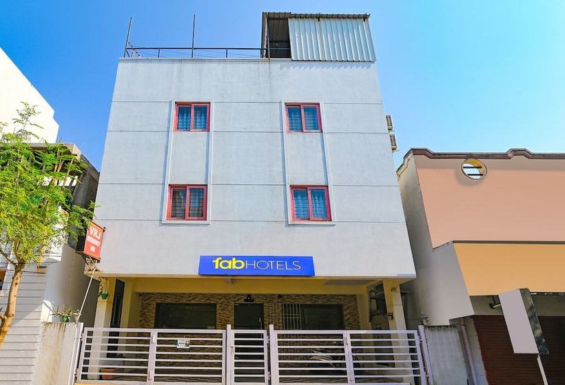 هاستل Fabhotel Vrj Residency   Nr Chennai Trade Center & St Thomas Mount