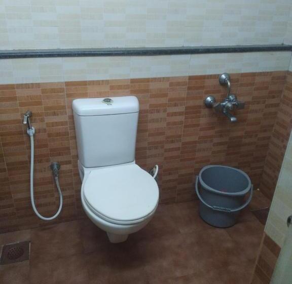 هاستل Fabhotel Vrj Residency   Nr Chennai Trade Center & St Thomas Mount
