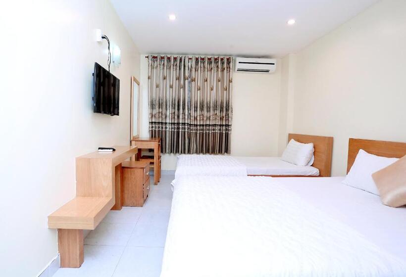 Amis Hotel Trung Tâm Gần Biển