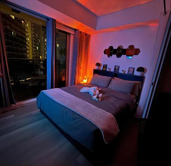 Happy Staycation In Azure Urban Resort Spacious Family Room Near Sm Bicutan And Manila Airport
