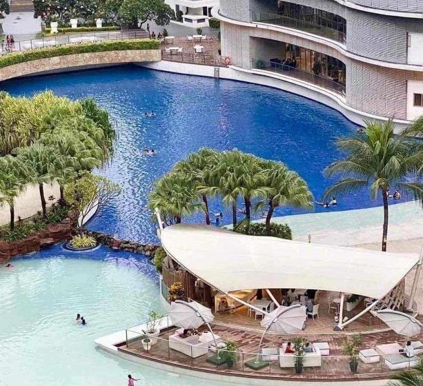 Azure Urban Resort Residence