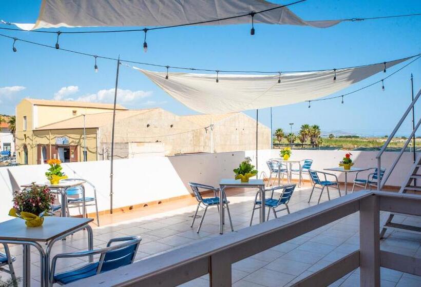 تختخواب و صبحانه Carlo Five