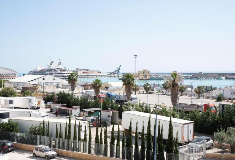 تختخواب و صبحانه Carlo Five