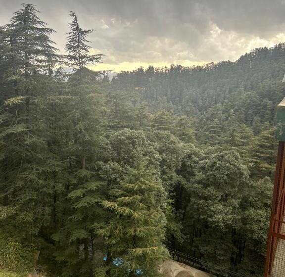 مبيت وإفطار Himalayan View