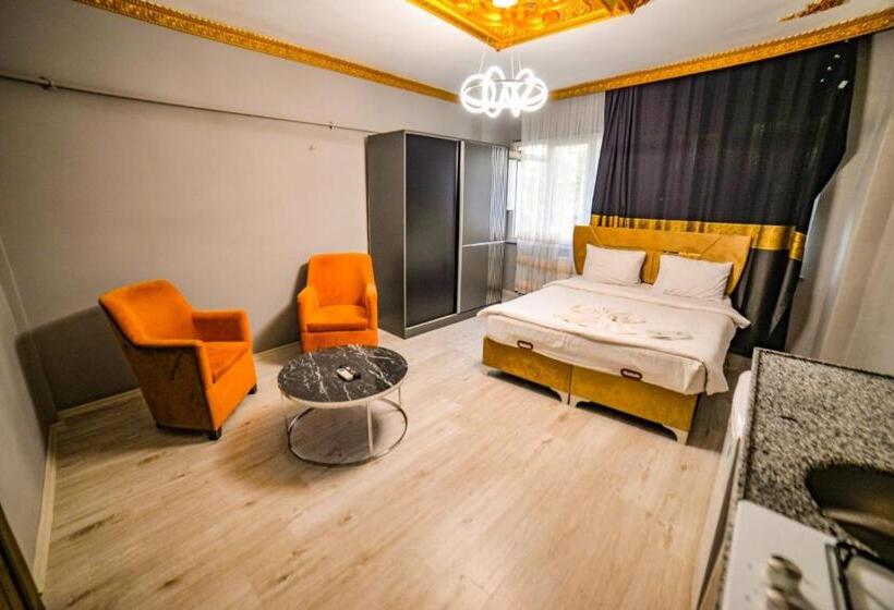 تختخواب و صبحانه Suit Travel