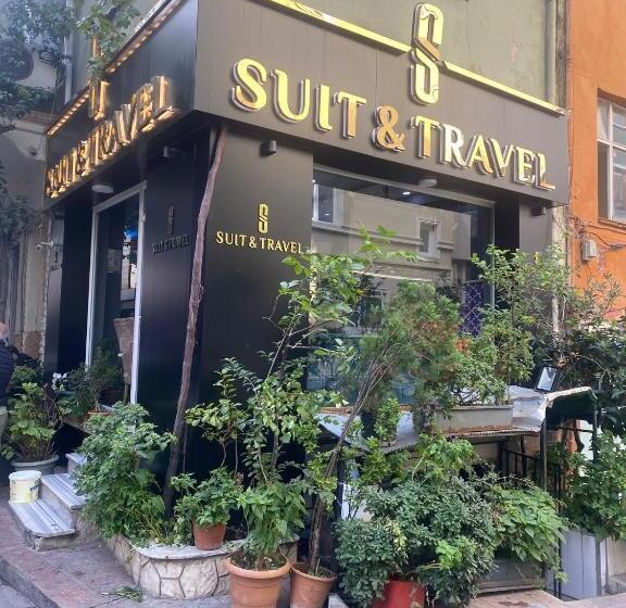 تختخواب و صبحانه Suit Travel
