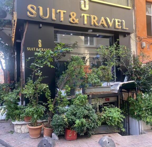 تختخواب و صبحانه Suit Travel