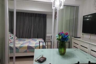 هتل Bias Haven Azure Urban Resort Residences