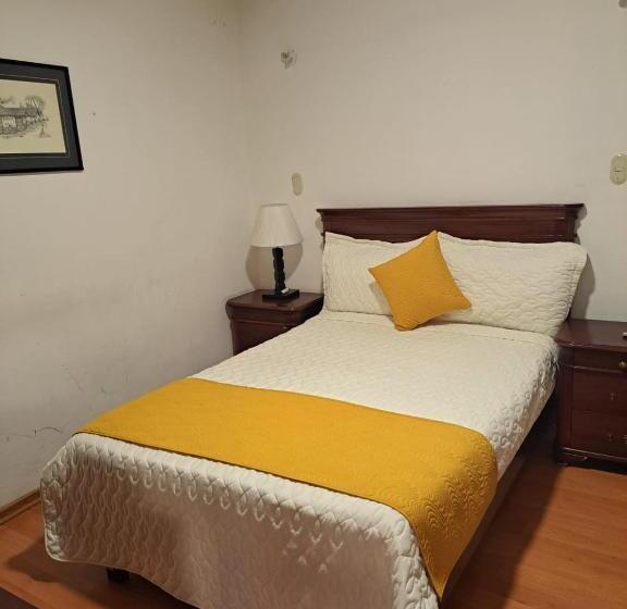 فندق Coronel