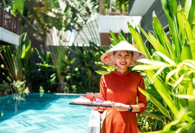 Hotel December Oasis Hoi An Villa