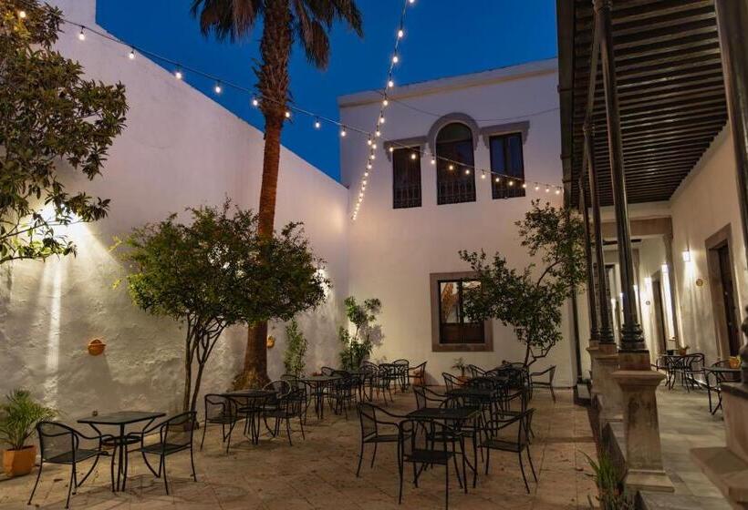 هتل La Casona De Josefa