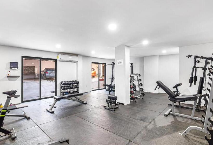 هتل Morgan Residences 508a