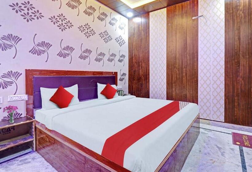 Hotell Oyo Flagship The Ornate
