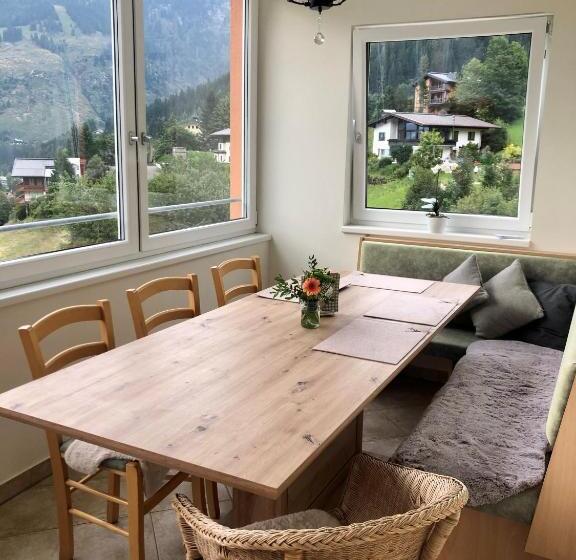 هتل Panorama Spa Lodges Das.schiller