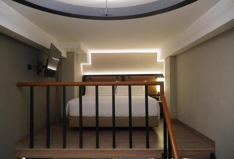 هتل Posto Dormire Sudirman