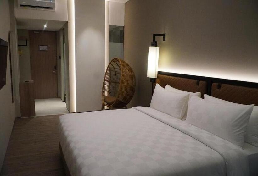 هتل Posto Dormire Sudirman