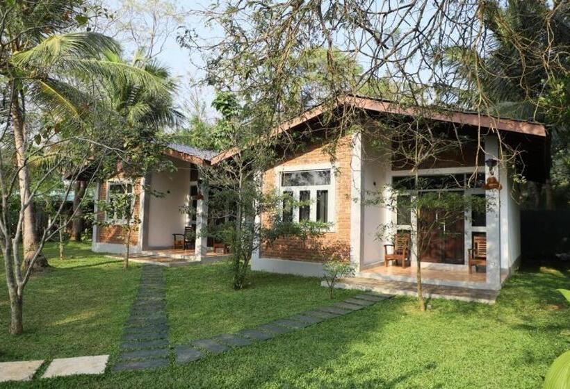 בית מלון כפרי Ro Kalawewa