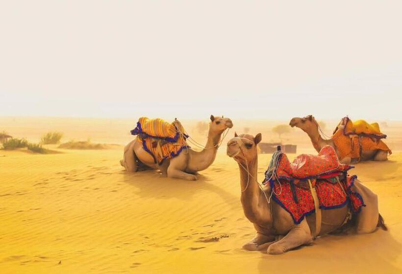 호텔 Royal Exotic Luxury Desert Camp