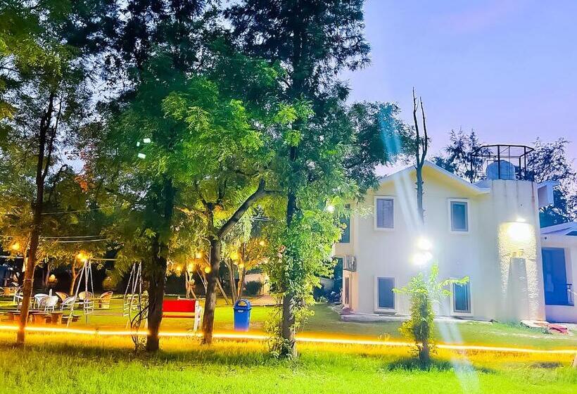 فندق Willow Farm   Sohna  Gurgoan Road