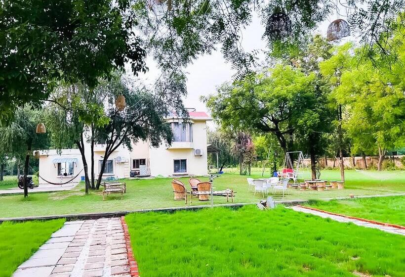 فندق Willow Farm   Sohna  Gurgoan Road