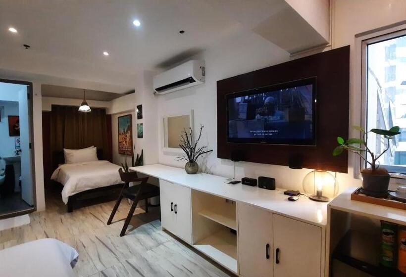 L1 Twin Bed Staycation In Bonifacio Global City 7