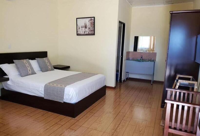 ペンション Villa Garita Inn
