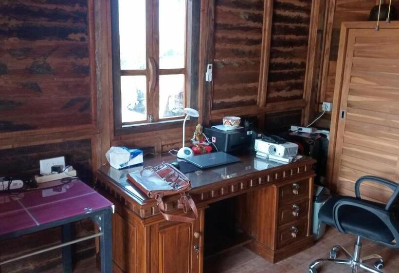 리조트 Melasti Mountain Villa, Amed Bali   Agung Room 3