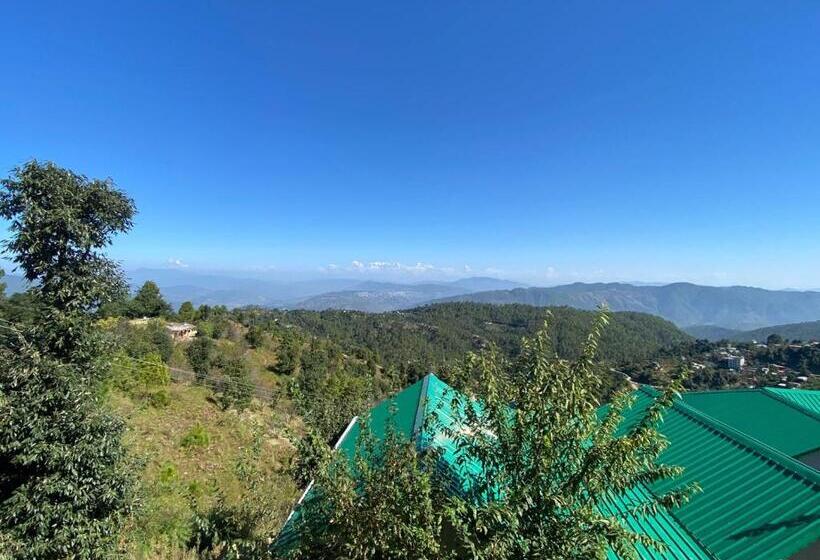Shree Parijat Resort At Mukteshwar Hill Station With Himalayan View