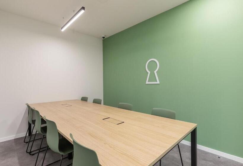 هاستل Micampus Getafe Ii Student Residence