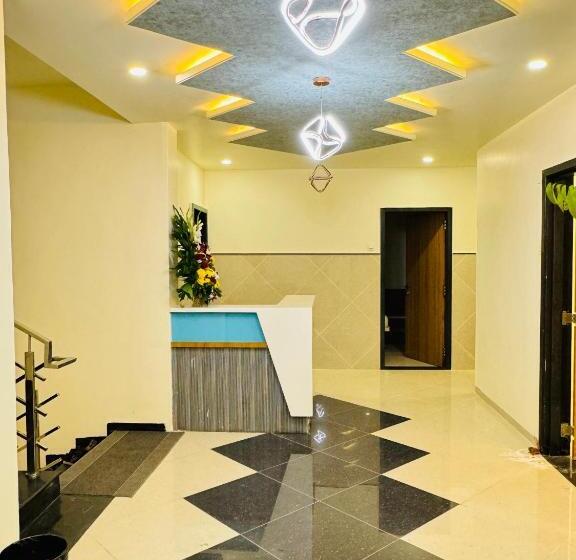 Отель Ekant Family Restaurant And Lodging