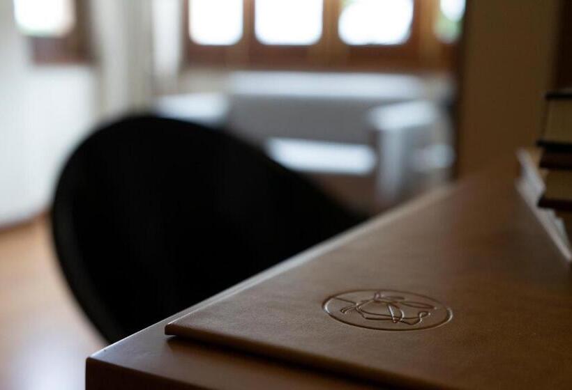 هتل El Rosal De Cudillero