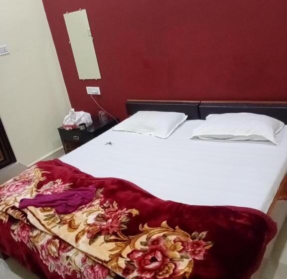 בית מלון כפרי Gajanan