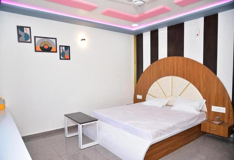 فندق Geetanjali Excellency