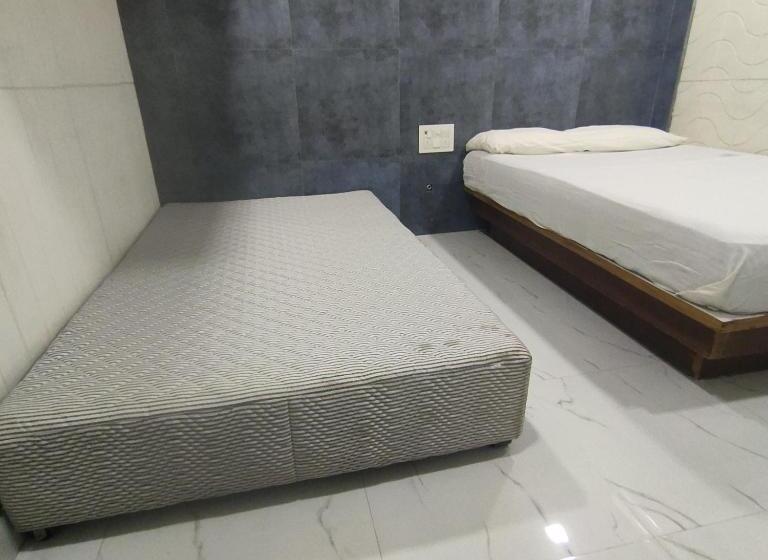 Отель Hyton Grand Kilambakkam