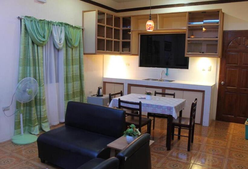 هتل Kojie Guest House