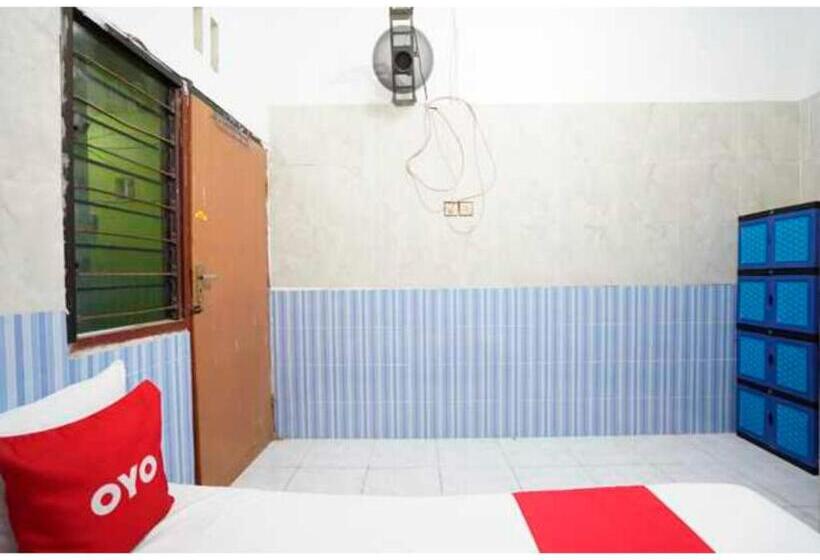 هتل Oyo Life 93061 Kost Vicky Syariah