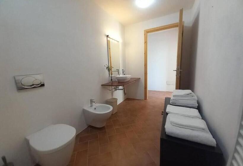 پانسیون Affittacamere St Roch Colazione, Bagno Annesso E Giardino La Spezia