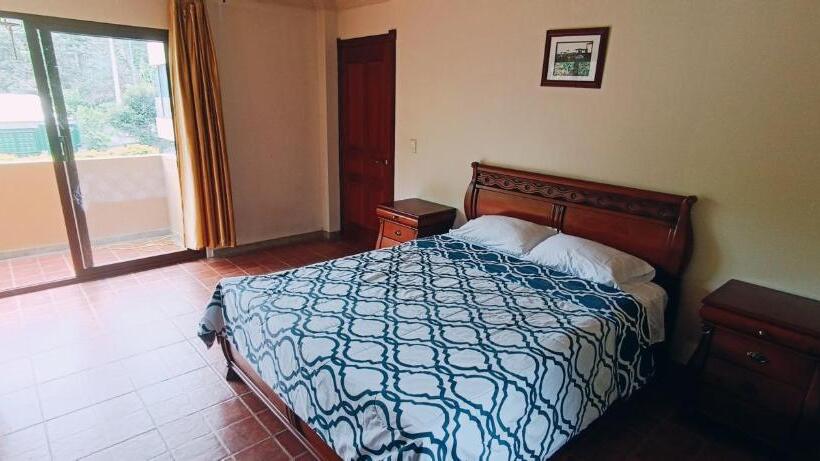 پانسیون La Rivera Chamba