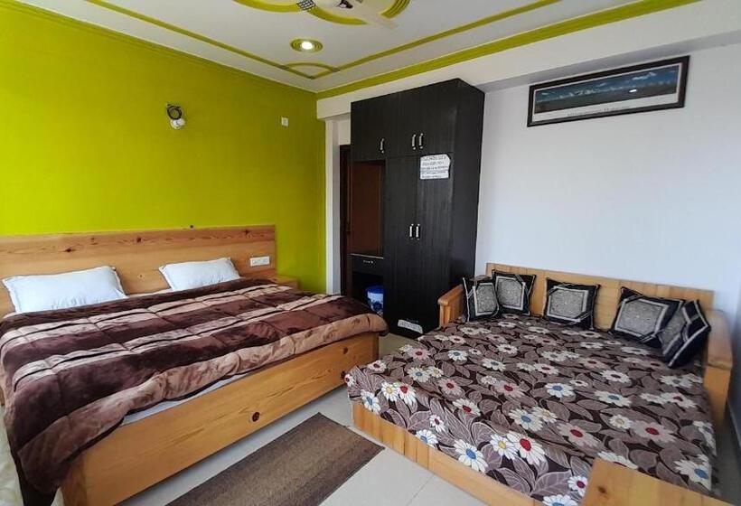 פנסיון The Kiwi Shadow Guest House