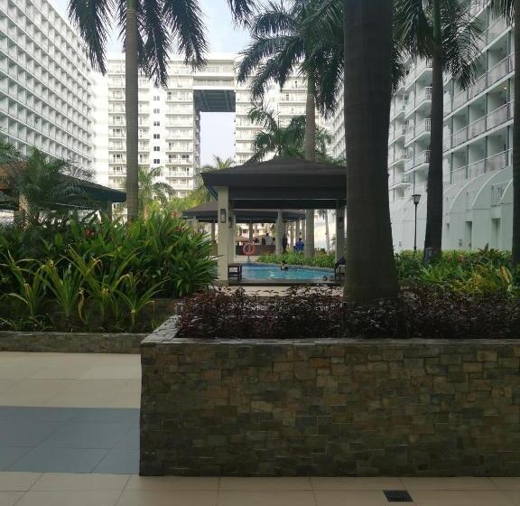 Shell Residences Moa For Daily Stay By Meriam