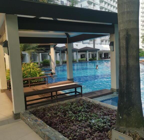 Shell Residences Moa For Daily Stay By Meriam