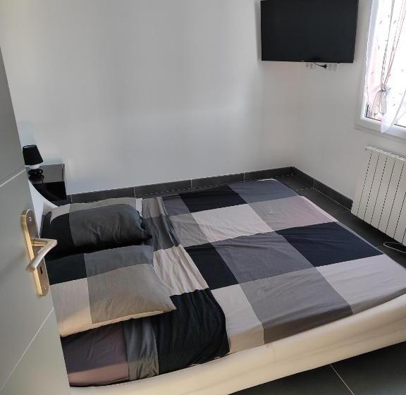 Villa Collections Appartement Trois Chambres