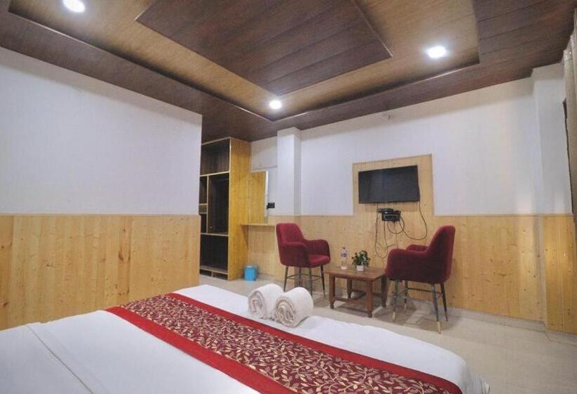 مبيت وإفطار Backwoods Suites Shimla