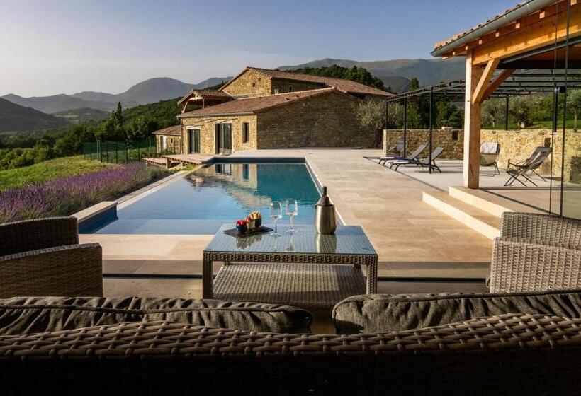 צימר Domaine De Chabanne